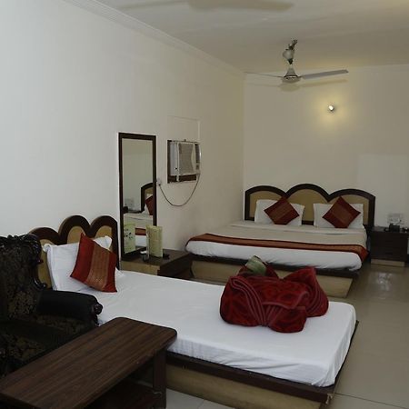 Hotel Vishal Νέο Δελχί Εξωτερικό φωτογραφία